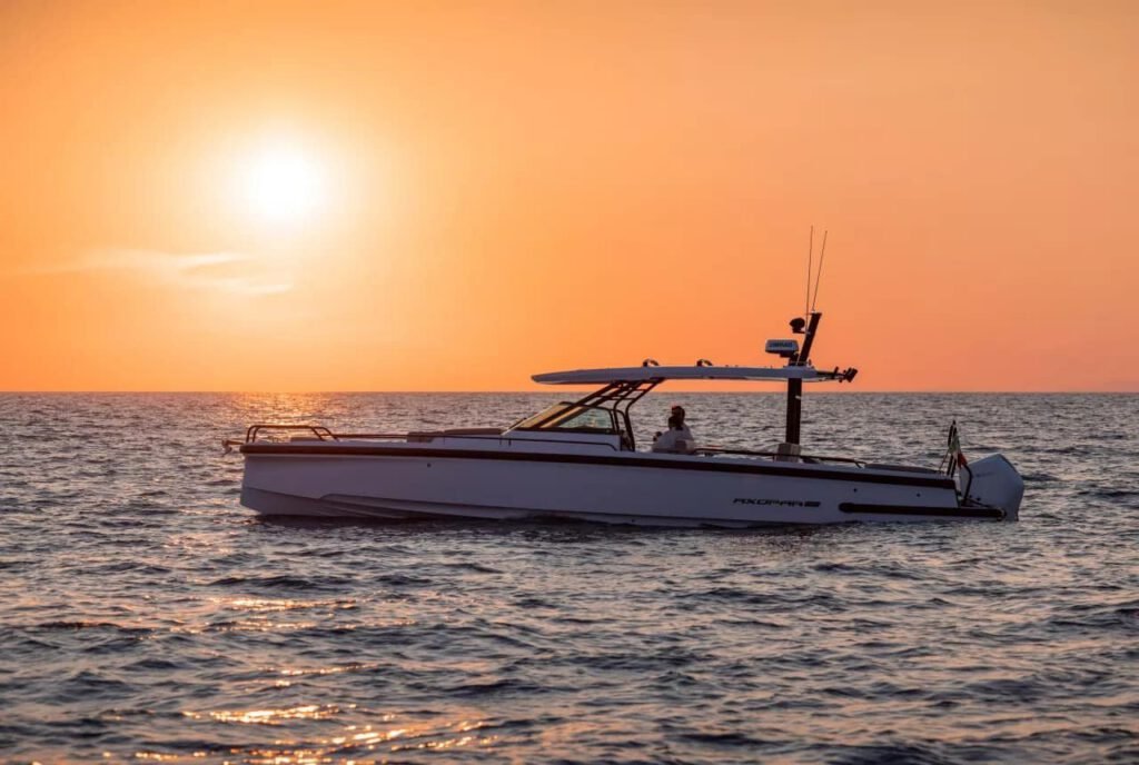 GR Boat Rental Skiathos Boat Hire Skiathos Experience the Axopar Brabus, the most luxurious boat rental in Skiathos. The ultimate choice for a premium day at sea, with twin-engine power and for up to 10 people.