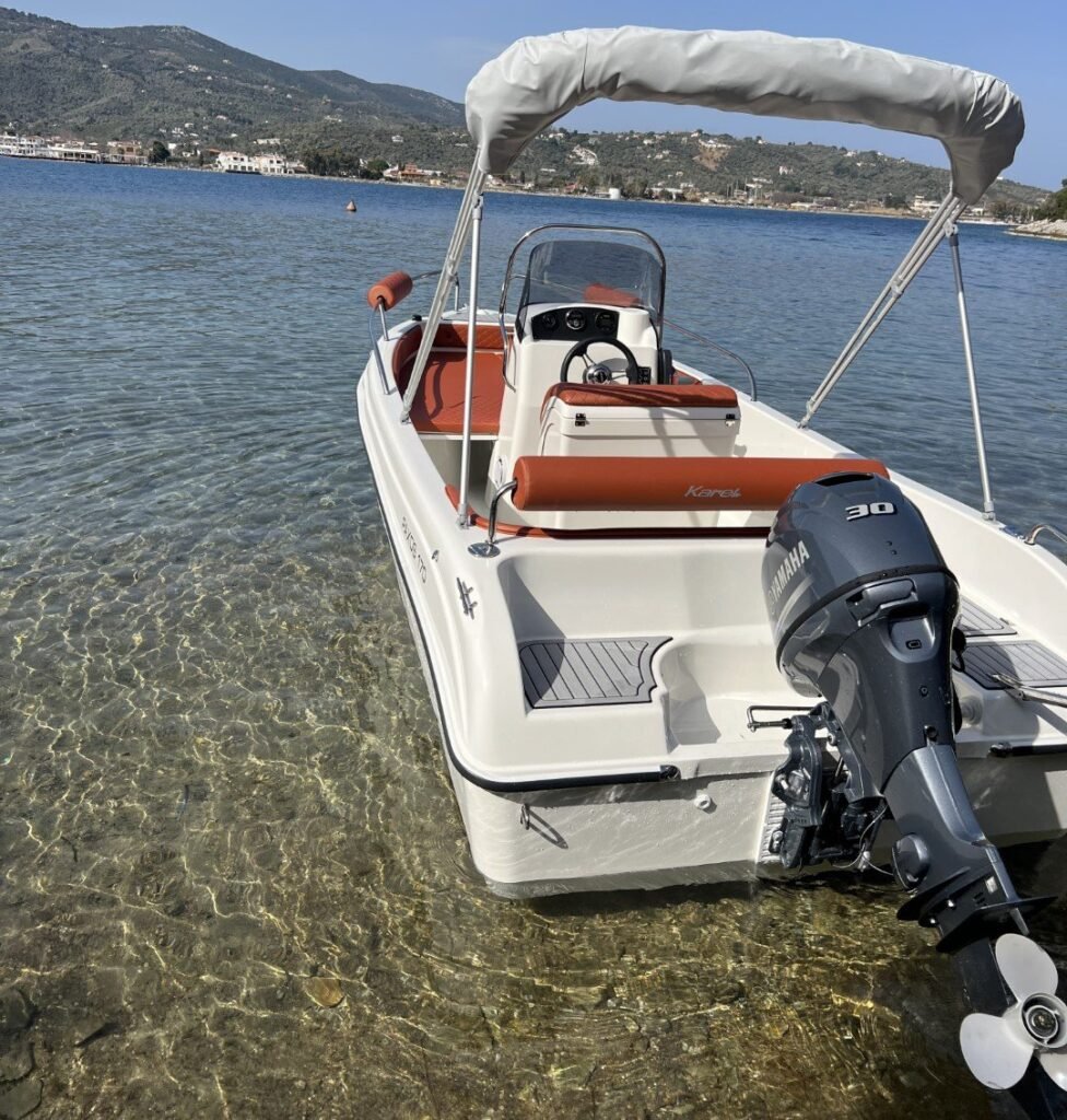 GR Boat Rental Skiathos Boat Hire Skiathos Experience effortless cruising with the Karel Deluxe 2023 in Skiathos. Premium 5m boat for 4 people with electric trim, Yamaha 30/40hp engine, and no licence required!