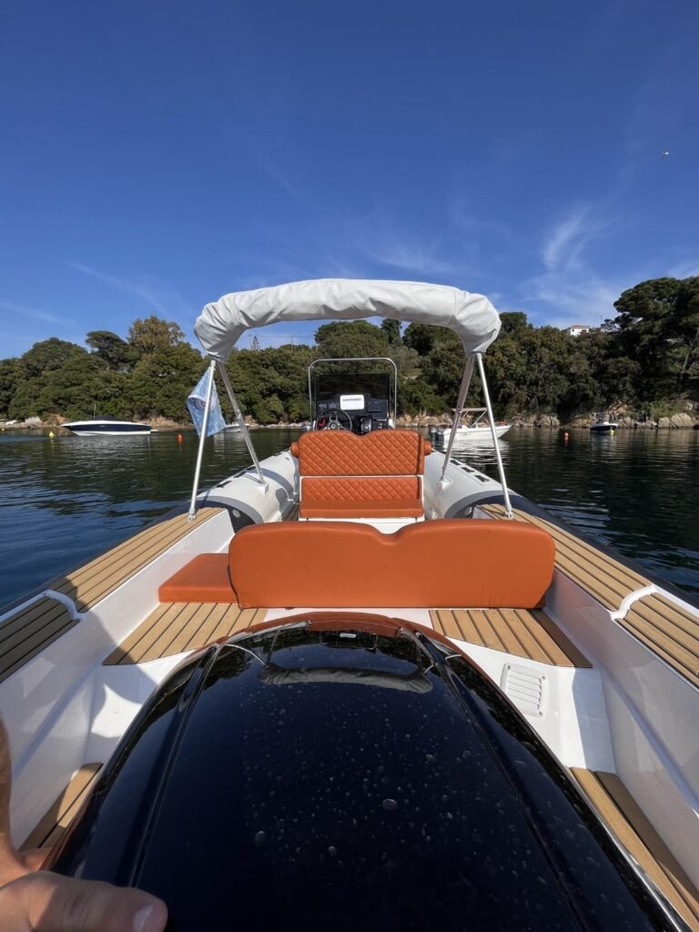 GR Boat Rental Skiathos Boat Hire Skiathos Tiger Marine Proline 740 Rental Skiathos: Professional-grade 7.6m RIB for 9 guests. 200HP power, deep-V hull, and premium cushions. The fastest, most stable way to explore Skiathos in style!