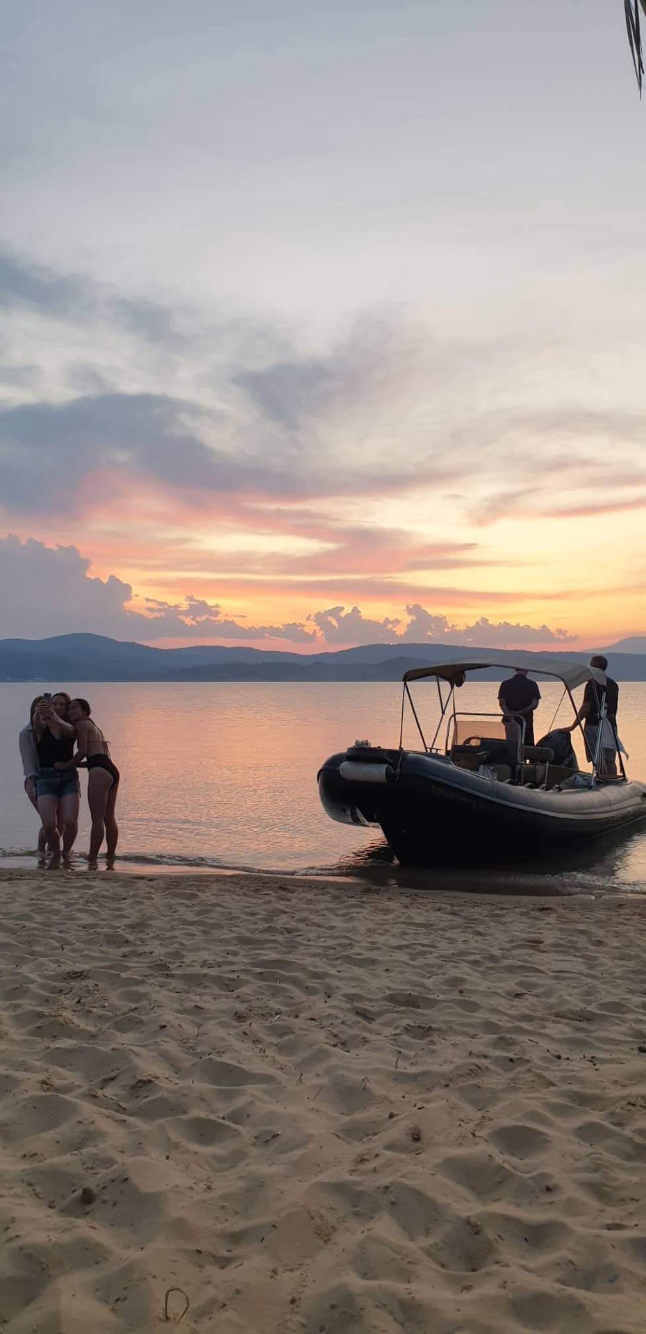 GR Boat Rental Skiathos Boat Hire Skiathos GR Boat Rental has over 20+ years of experience in boat rentals, hire, and private trips around Skiathos, Lalaria, Skopelos and Alonissos. Choose from no-licence boats, luxury boat rentals, or private trips with a skipper.